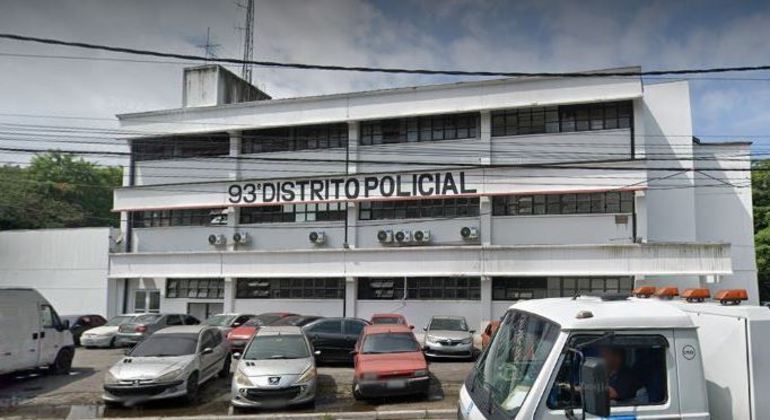 Grupo foi levado ao 93°DP (Jaguaré), onde o caso é investigado