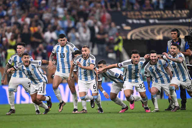 A Argentina se saiu melhor nas penalidades. Coman e Tchouaméni perderam seus pênaltis e os hermanos venceram a disputa por 4 a 2. 