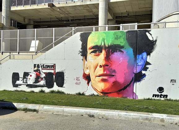 A arte do grafite, que conta com vários estilos e técnicas, vem conquistando espaços públicos no Brasil. Seja como forma de homenagear personalidades ou para renovar ambientes urbanos com cores e beleza.