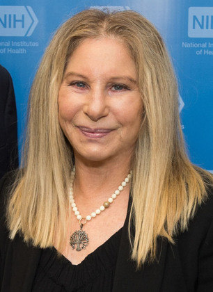 A atriz e cantora Barbra Streisand, que é judia, chamou George de 