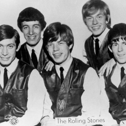 A banda foi formada inicialmente por Mick Jagger, Keith Richards, Brian Jones, Bill Wyman e Charlie Watts. 