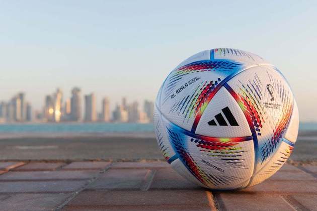 A bola utilizada nas primeiras fases do Mundial foi a Al Rihla. 