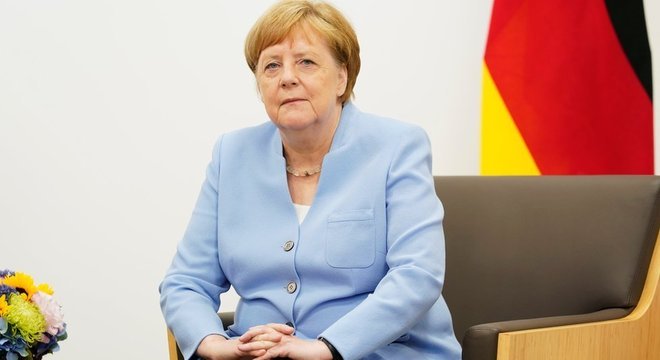 Angela Merkel criticou a política ambiental do governo brasileiro, o que provocou reação de Bolsonaro