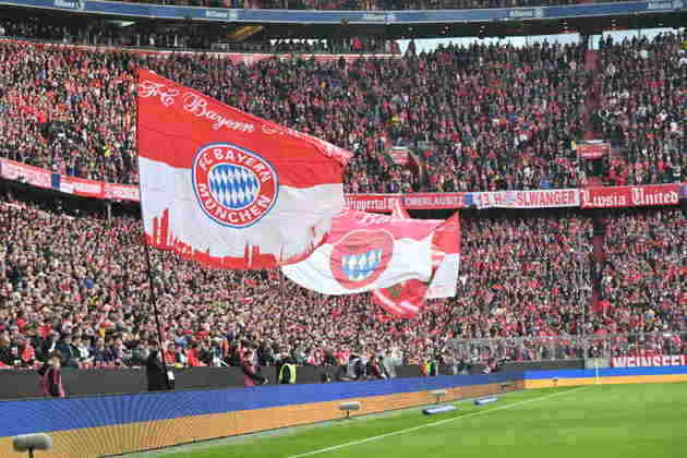 A citação da página exalta os mais de 200 mil sócios-torcedores do Bayern e os cerca de 3,5 mil fã-clubes ao redor do mundo.