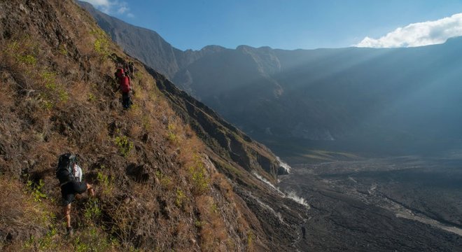 A erupção do Monte Tambora, em 1815, matou mais de 70 mil pessoas 