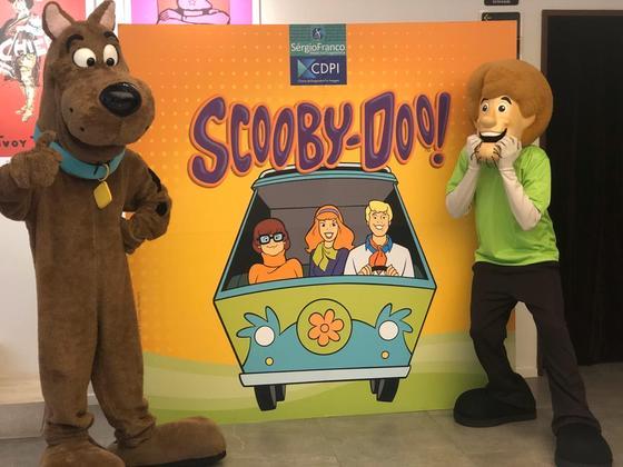 A estratégia para atrair a garotada é uma divertida ação com personagens que estão entre os mais queridos do público infantil: a turma do Scooby Doo.