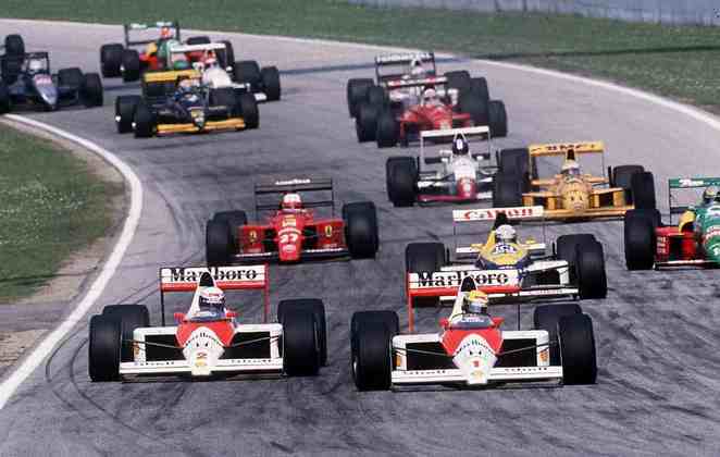 A etapa de Ímola em 89 também marcaria o início da guerra entre Senna e Prost. Um acordo descumprido na relargada da corrida fez com que a crise mudasse a história da rivalidade na F-1