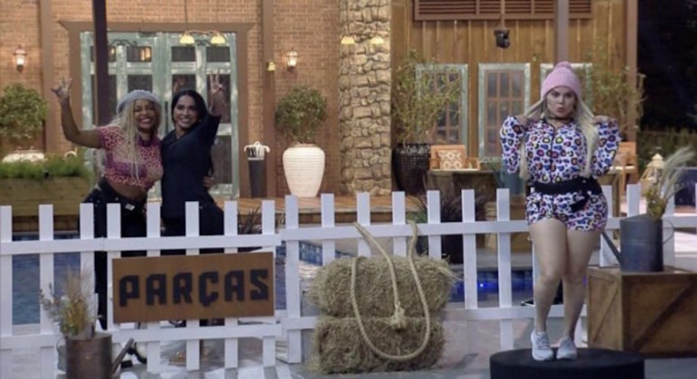 Amizade de milhões! Cariúcha escolheu Kamila Simioni como sua 'parça' já na primeira dinâmica da temporada. Aprovaram o shipp Carioni? Elas não se separaram um minuto no reality, e acabaram tendo as mesmas amizades e rivalidades no jogo