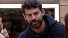 Radamés relembra embate entre Viviane Araújo e Nicole Bahls em A Fazenda