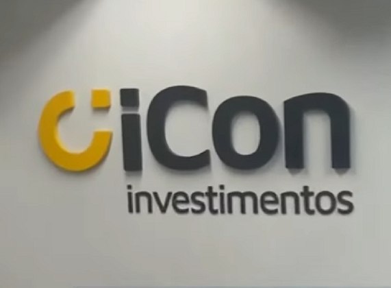 A história toda começou quando Lívia foi ao escritório da empresa Icon Investimentos – apontada como alvo da ação – para fazer uma entrevista de emprego. 
