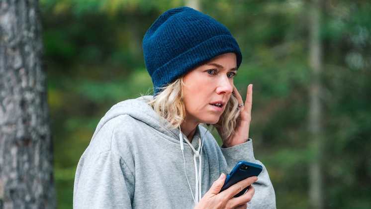 A Hora do Desespero — estreia em 31 de marçoIndicada ao Oscar duas vezes, Naomi Watts recebeu elogios por sua atuação no suspense A Hora do Desespero, no qual interpreta uma mãe que fará de tudo para assegurar que o filho esteja bem após descobrir que a escola dele foi alvo de um ataque com armas de fogo