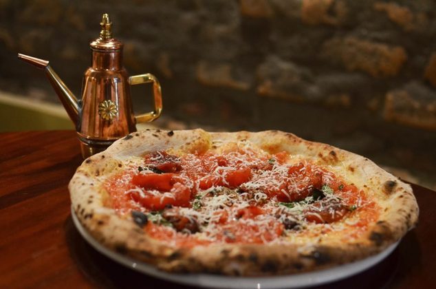 A Leggera Pizza Napoletana é quem fecha a lista, com duas filiais: Perdizes e Jardins.