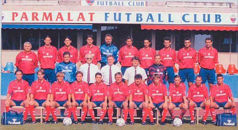 A multinacional mudou o nome do Féhérvar, que passou a adotar Parmalat FC. Ao fim da parceria, o nome se tornou Videoton. Hoje, é o MOL Vidi.