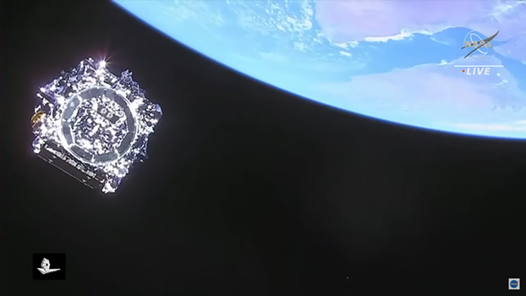  A partir daí o James Webb iniciou viagem de 29 dias para chegar a um local no espaço que fica a 1,5 milhão de km da Terra. Aí iniciará um processo de abertura de seus espelhos e resfriamento. Em seis meses começará a mandar imagens para a NASA.