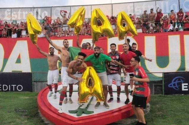 A Portuguesa, um dos times mais tradicionais de São Paulo, conquistou o acesso à primeira divisão do Paulistão após sete anos disputando a Série A2. Saiba por onde andam outros 20 clubes tradicionais do Brasil!