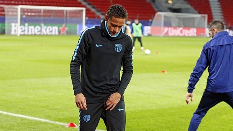 A primeira lesão séria de Neymar ocorreu em 16/1/2014, num jogo do Barcelona com o Getafem pela Copa do Rei. Entorse mo tornozelo direito. Perdeu oito jogos nas cinco semanas que ficou parado.