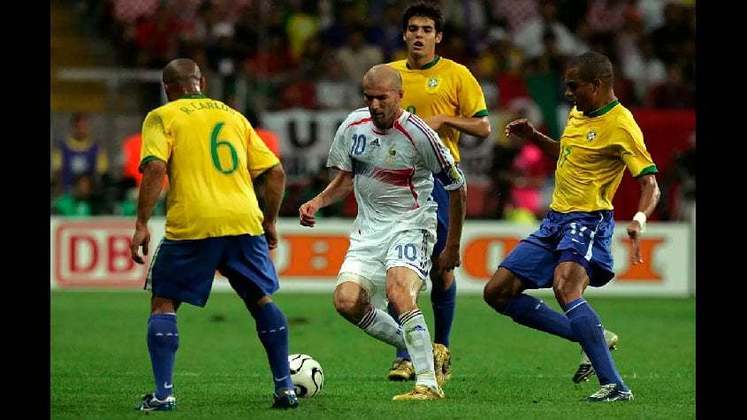 A queda do 'quadrado mágico': Copa de 2006 - Brasil 0x1 França