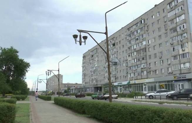 A radiação na usina nuclear de Zaporizhzhia permanece nos valores normais e o controle do estado técnico da instalação é efetuado pelo pessoal técnico permanente da usina, afirmou o Ministério da Defesa da Rússia