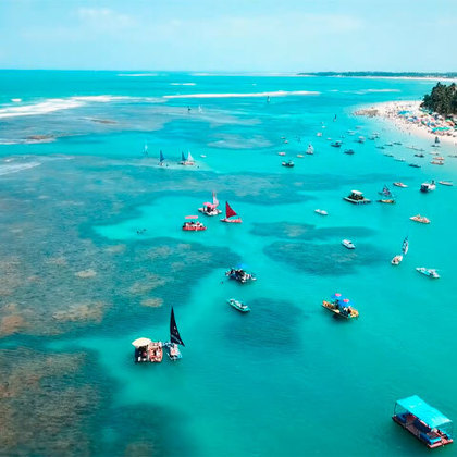 A região é parte da Área de Proteção Ambiental (APA) Costa dos Corais, lar de um dos maiores sistemas de recifes de coral do Brasil.