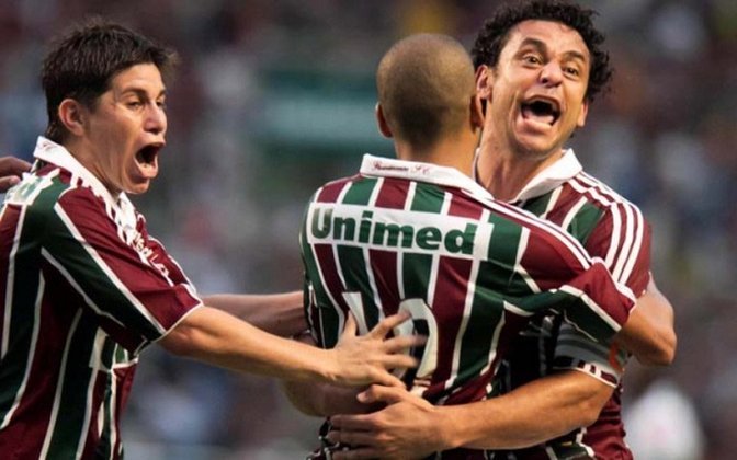 A temporada de 2010 também foi especial para Fred. Junto ao elenco do Fluminense, o  atacante conquistou o Brasileirão pela primeira vez e dava o pontapé inicial para uma das maiores idolatrias do clube. 