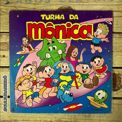 A Turma da Mônica também já esteve em diversas capas de CDs e LPs, com músicas-tema e outras canções surgidas a partir dos desenhos animados, propagandas e peças de teatro.