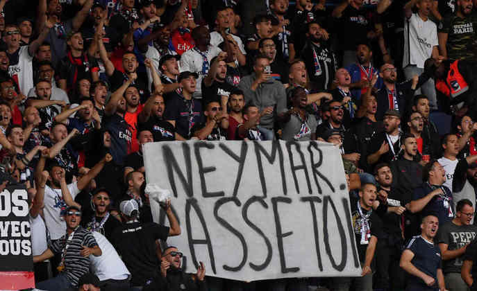 A vontade de Neymar de retornar ao Barcelona queimou sua imagem com a torcida do PSG. Os 