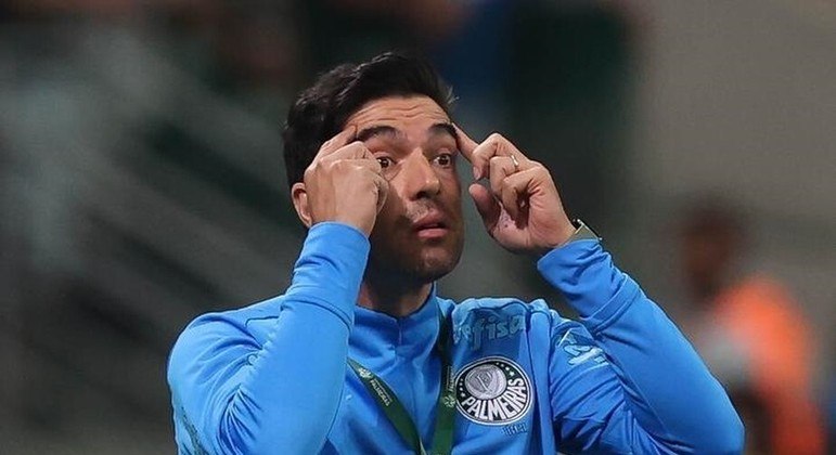 Abel Ferreira voltará a contar com Murilo e Piquerez diante do Vasco