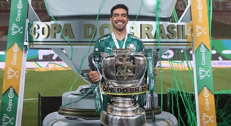 Abel conquistou todos os títulos no Brasil e na América do Sul com que o Palmeiras sonhava