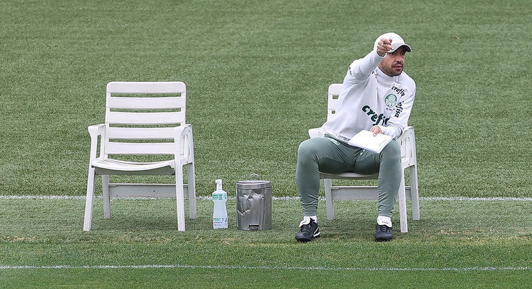 Português Abel Ferreira está há um ano e oito meses no comando do Palmeiras