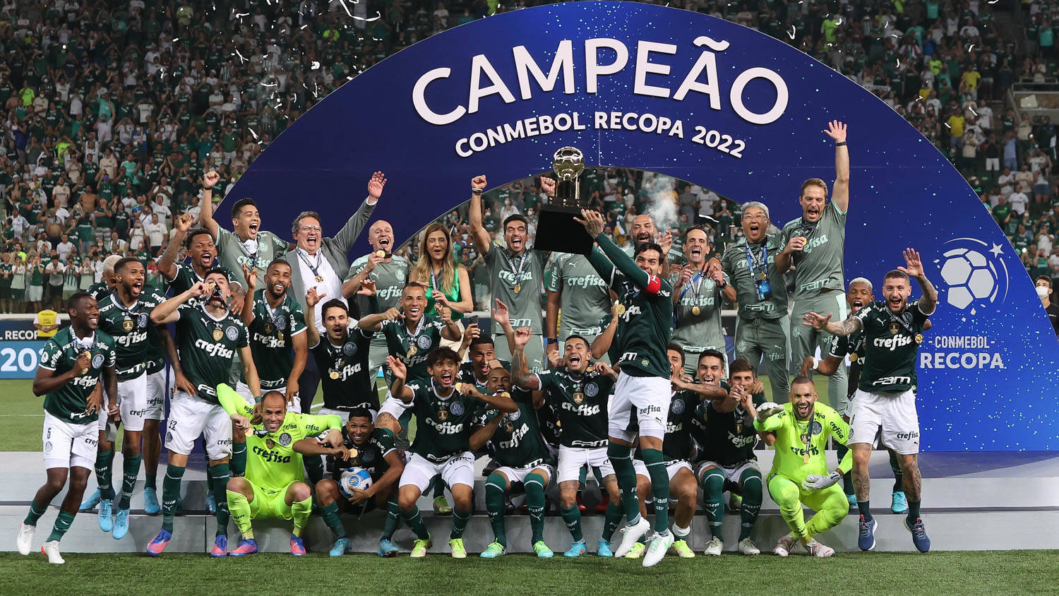 Abel para a eternidade: Palmeiras revalida título do Brasileirão e  português consolida estatuto lendário