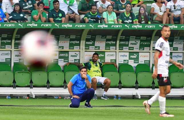 Com o resultado parcial, Abel Ferreira encaminha novo recorde. Se o Palmeiras realmente se classificar, o treinador português será o técnico com mais finais pelo Verdão na história do clube 