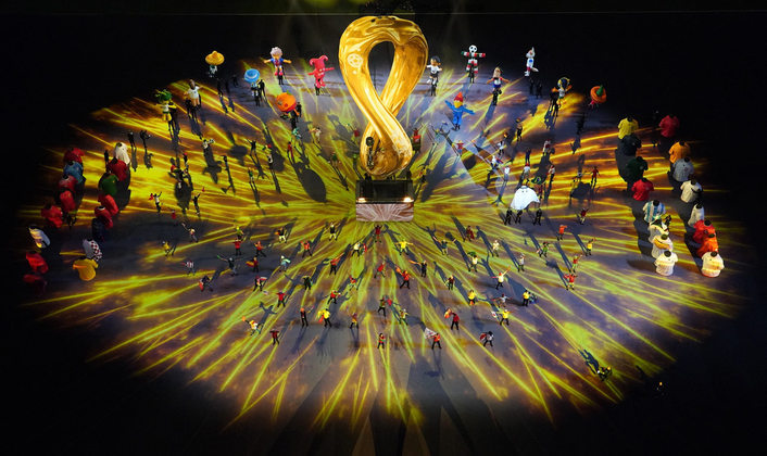 Chegou o momento! A Copa do Mundo começou neste domingo (20) com uma cerimônia de abertura no estádio Al Bayt, que também vai receber a primeira partida do Mundial de 2022, entre Catar e Equador