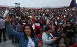 Público se reuniu nas arquibancadas do estádio Nacional do Chile para acompanhar a abertura