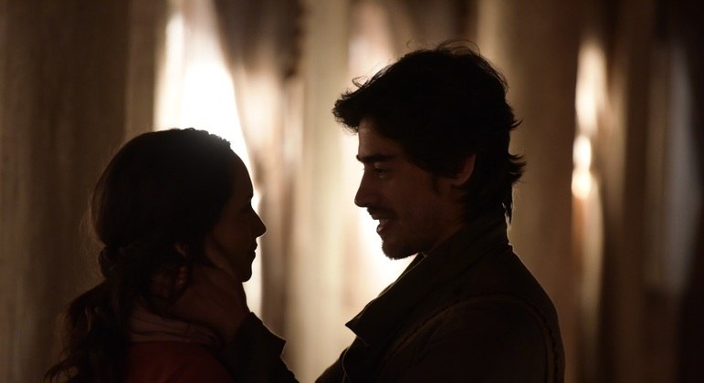 "Abigail tenta ajudar Nabal a se livrar do ódio, mas não consegue", explica Maiara