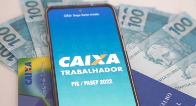 Trabalhador já pode confirmar se tem direito ao abono PIS/Pasep - Economia  - R7 Economize