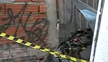 Após colidirem carro em poste, três jovens ficam feridos em São Paulo