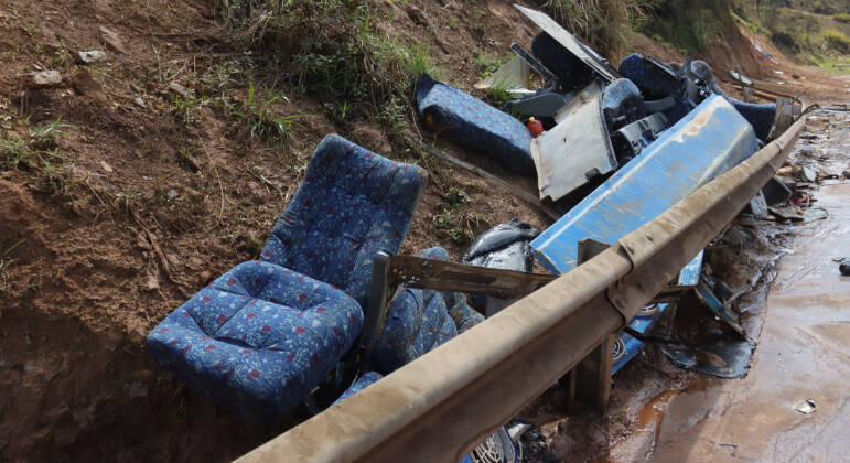 A Agência Nacional de Transportes Terrestres (ANTT) informou que o ônibus envolvido no acidente não possui registro nem autorização para realizar transporte interestadual de passageiros