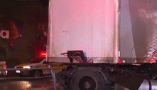 Acidente entre caminhão e ônibus deixa 5 feridos no Tatuapé (SP)