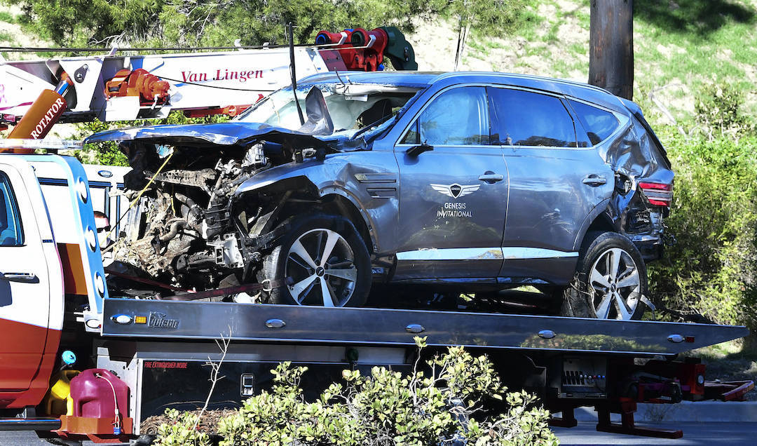 Tiger Woods viajaba a casi 140 km / h cuando volcó el auto – fotos