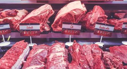 Nenhuma carne ficou mais barata em 12 meses