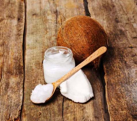 Açúcar de coco: É levemente doce, parecido com o açúcar mascavo. É reconhecido como uma opção mais benéfica em comparação ao açúcar refinado e pode ser utilizado para adoçar alimentos e bebidas.