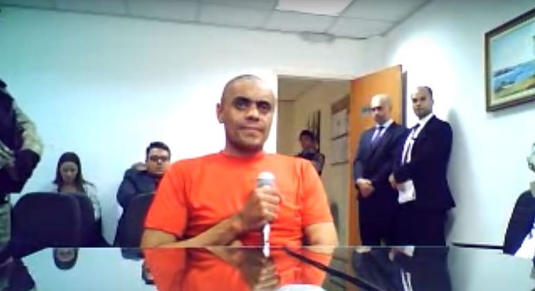 Adélio Bispo foi absolvido, mas Justiça investiga participação de terceiros no crime