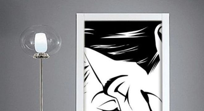 adesivo de porta - porta com adesivo desenhado 