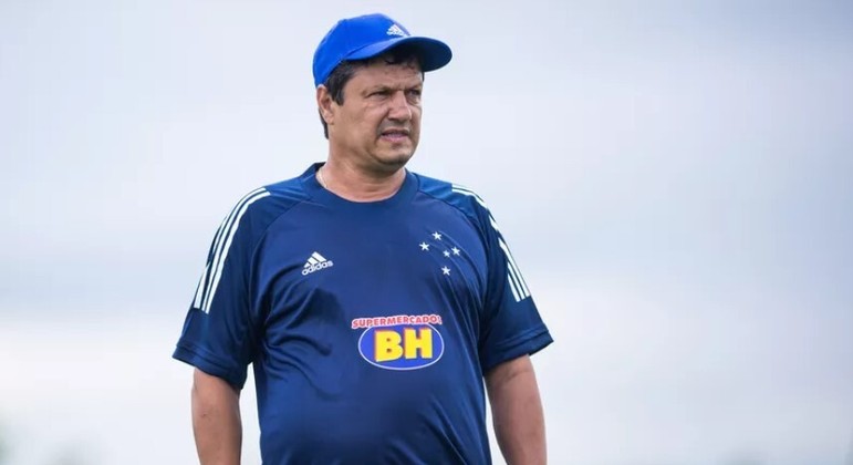 Adilson Batista é o novo treinador do Botafogo-SP