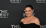 Adriana Lima, modelo e empresária brasileira, foi escolhida como a primeira Embaixadora Global de Torcedores da Fifa. Apesar do nome difícil, a missão da baiana é 'desenvolver, promover e participar de várias iniciativas globais envolvendo torcedores de todo o mundo', segundo o comunicado da Fifa