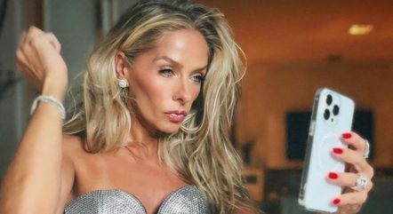A apresentadora Adriane Galisteu, de 50 anos