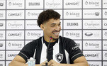 Adryelson atuava pelo Al-Wasl, dos Emirados Árabes, antes de assinar com o Botafogo