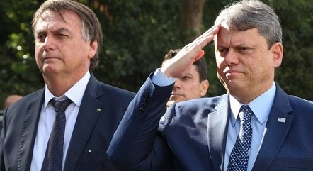 Bolsonaro criticou postura política de Tarcísio