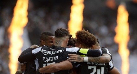 Botafogo não ganha há três meses como mandante