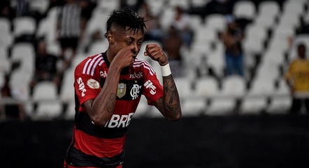 Bruno Henrique comemora gol do Flamengo com "chororô"